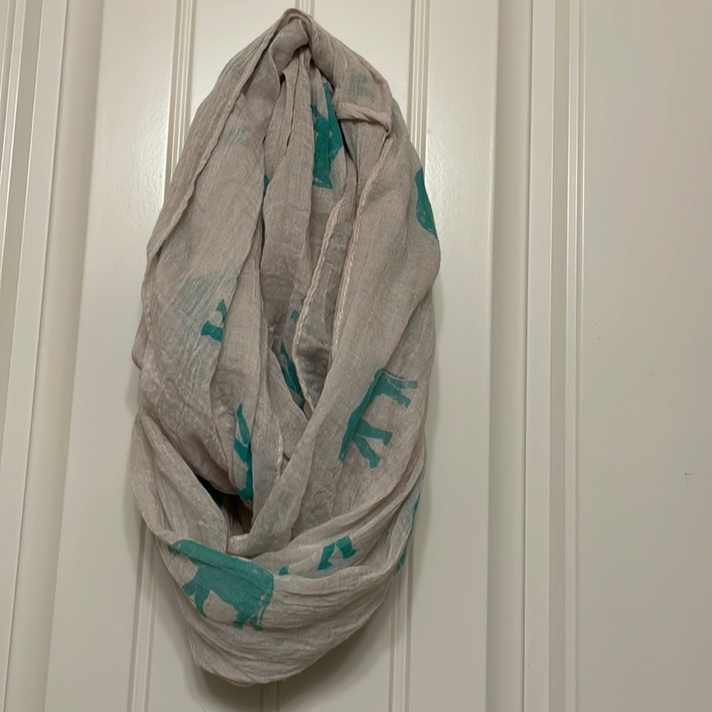 Infinity scarf